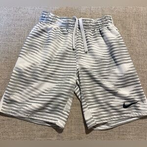 Nike Boys Dri-FIT White and Gray Athletic Shorts size small
